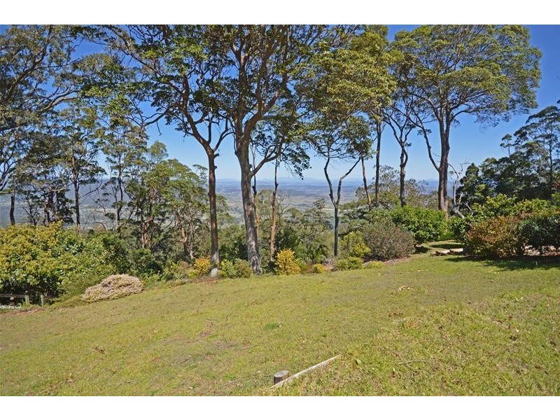 208 Beacon Road, Tamborine Mountain QLD 4272