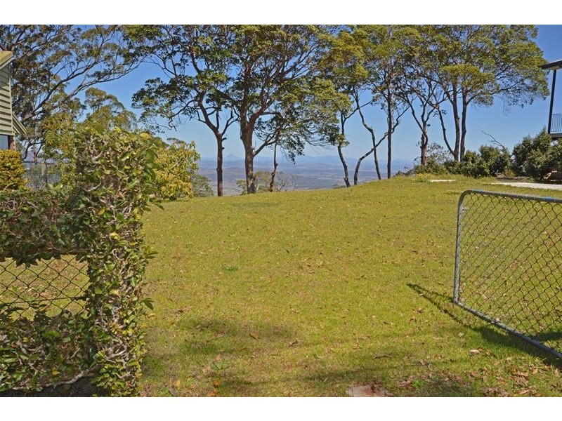 208 Beacon Road, Tamborine Mountain QLD 4272