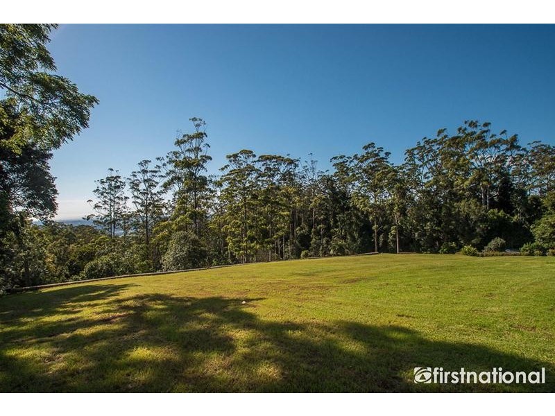 7 Central Avenue, Tamborine Mountain QLD 4272