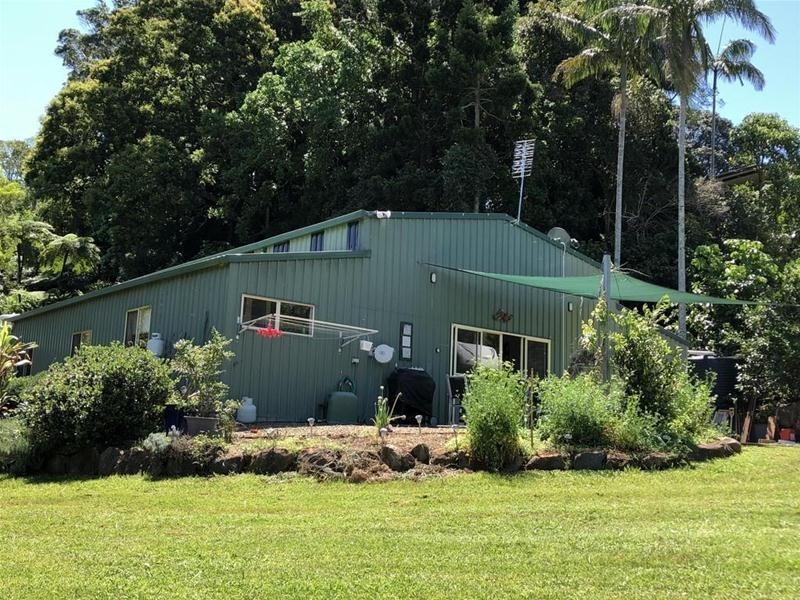 7 Central Avenue, Tamborine Mountain QLD 4272