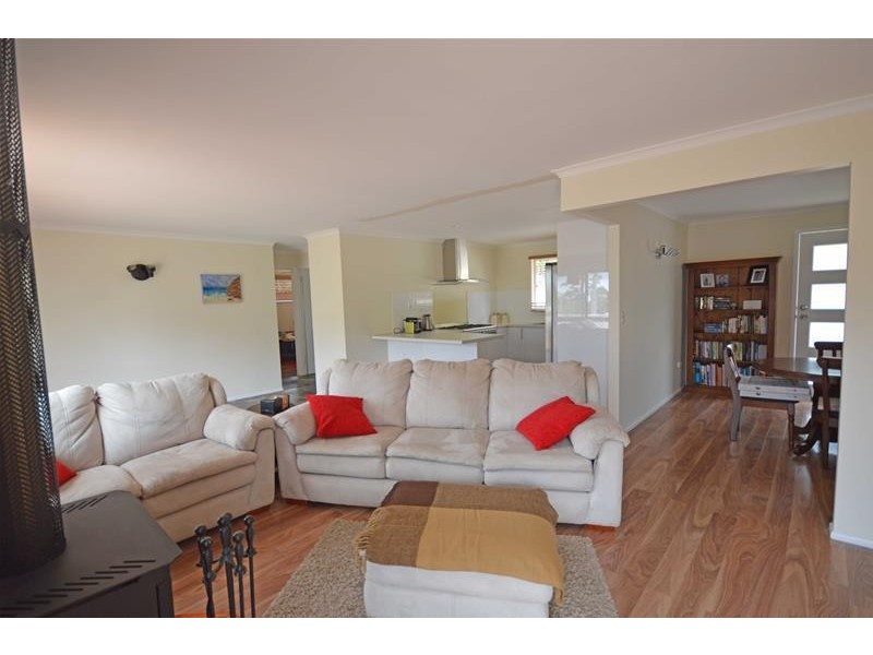 51 Tolima Drive, Eagle Heights QLD 4271