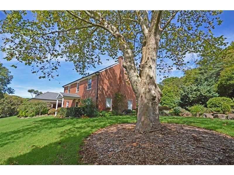 90 Main Western Road, Tamborine Mountain QLD 4272