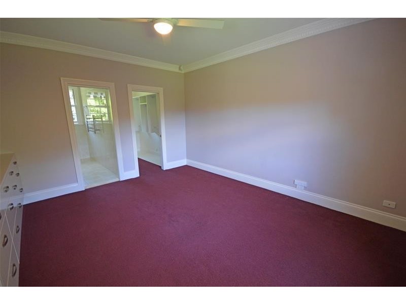 90 Main Western Road, Tamborine Mountain QLD 4272