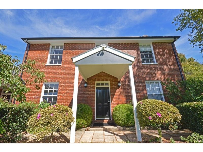 90 Main Western Road, Tamborine Mountain QLD 4272