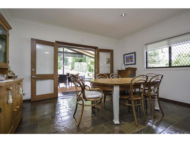 30 Ocean View Parade, Tamborine Mountain QLD 4272