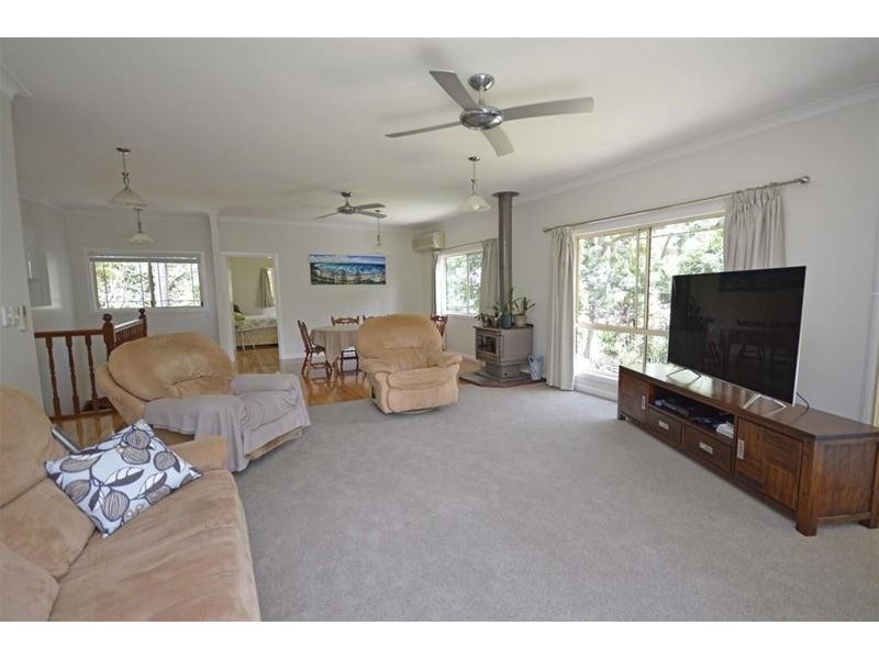 42 Wongawallan Road, Tamborine Mountain QLD 4272