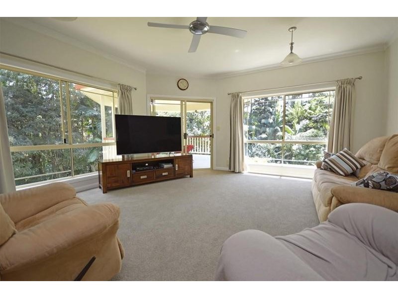 42 Wongawallan Road, Tamborine Mountain QLD 4272