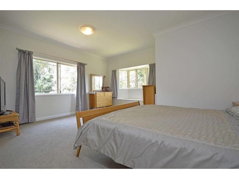 42 Wongawallan Road, Tamborine Mountain QLD 4272