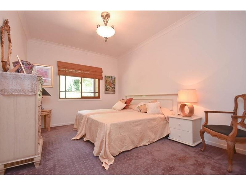 8-12 Fern Street, Tamborine Mountain QLD 4272