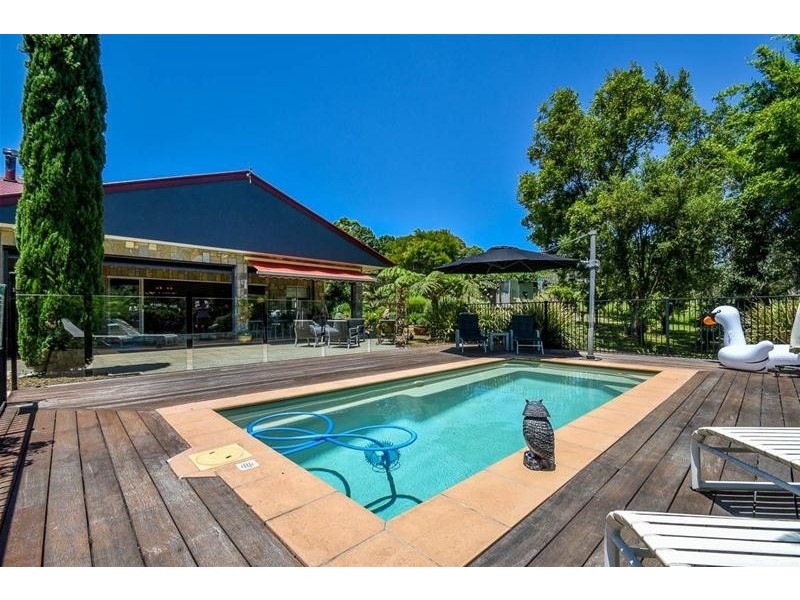 8-12 Fern Street, Tamborine Mountain QLD 4272