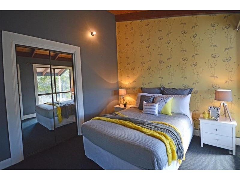 50 Long Road, Tamborine Mountain QLD 4272