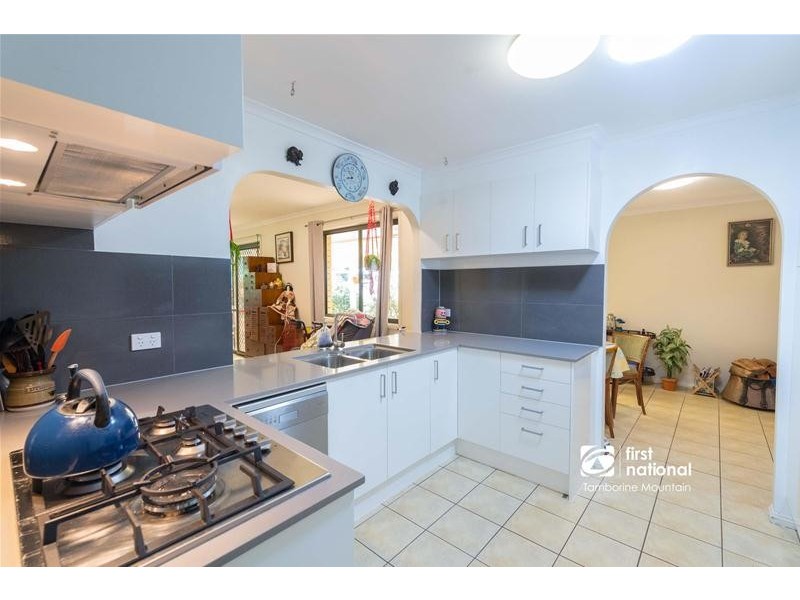 44 MacDonnell Road, Tamborine Mountain QLD 4272