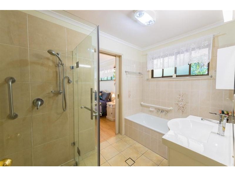 44 MacDonnell Road, Tamborine Mountain QLD 4272