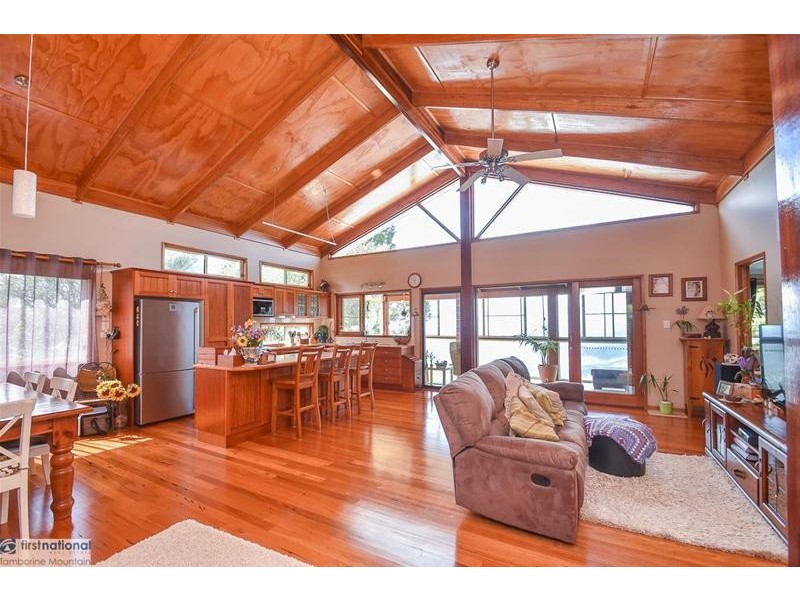 60 Coomera Gorge Drive, Tamborine Mountain QLD 4272