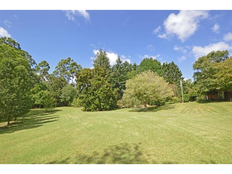 37 Yuulong Street, Tamborine Mountain QLD 4272