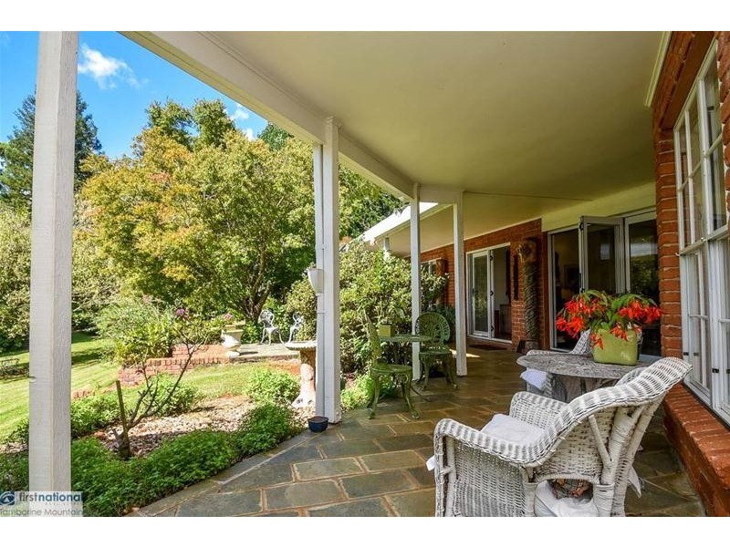 37 Yuulong Street, Tamborine Mountain QLD 4272