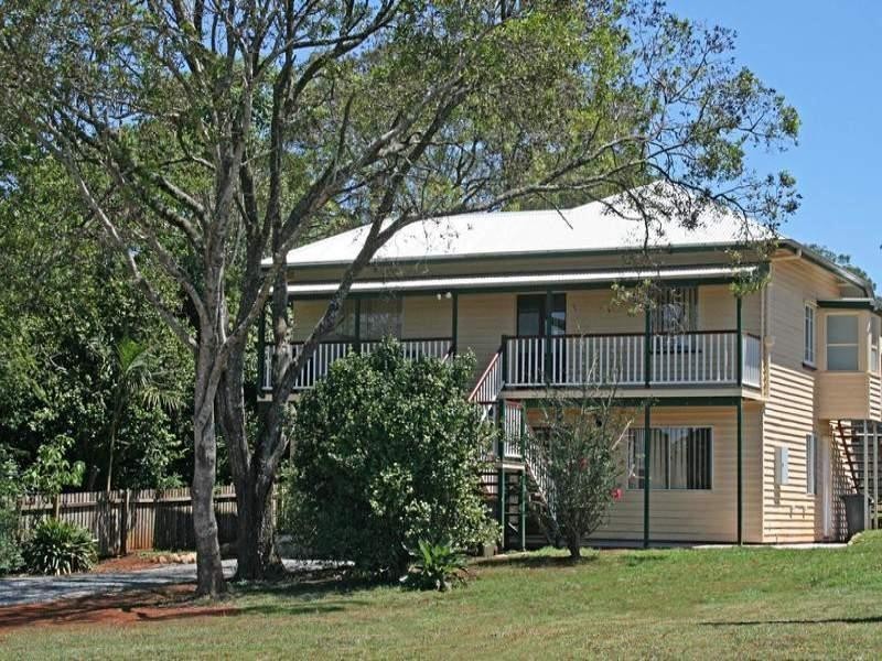 13 Beacon Road, North Tamborine QLD 4272