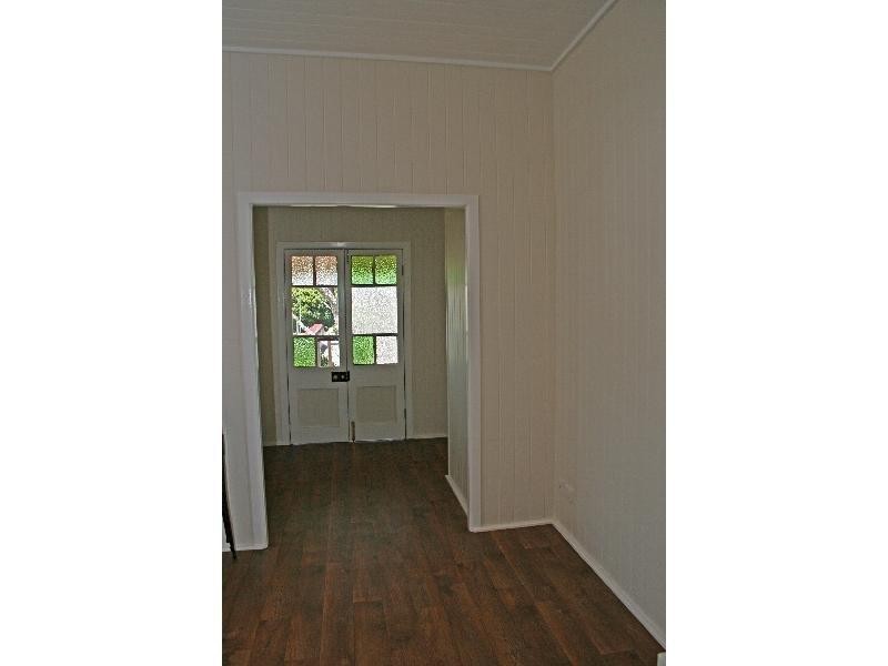 13 Beacon Road, North Tamborine QLD 4272