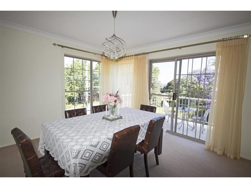 1 Tweed Heads Av, Tamborine Mountain QLD 4272