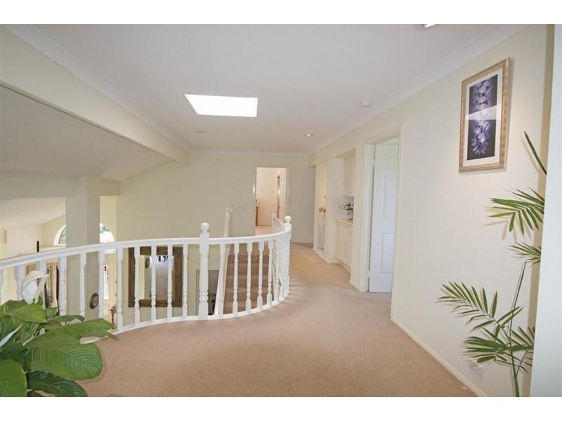 1 Tweed Heads Av, Tamborine Mountain QLD 4272