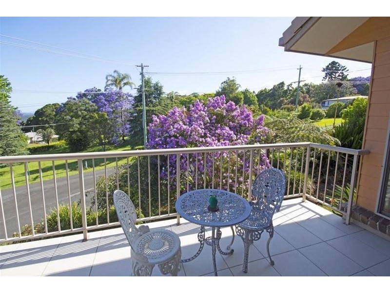 1 Tweed Heads Av, Tamborine Mountain QLD 4272