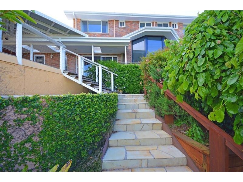 26 Paradise Drive, Tamborine Mountain QLD 4272