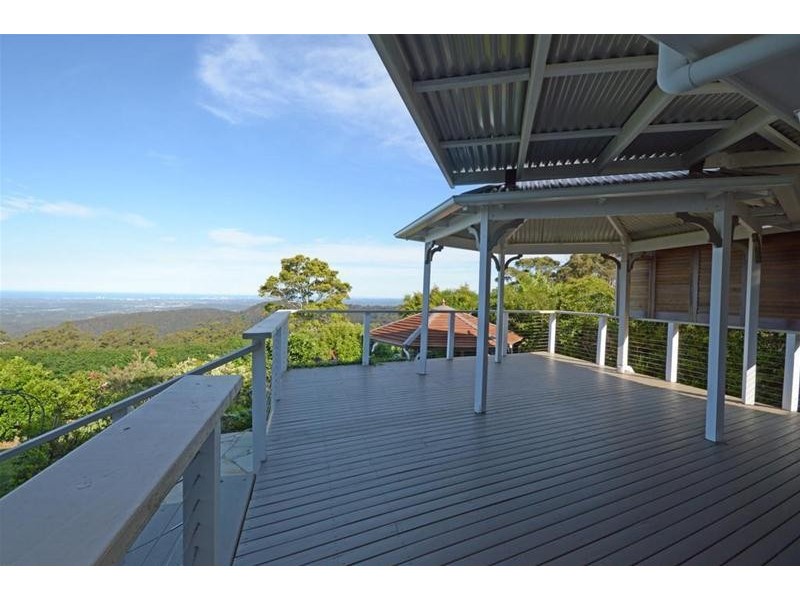 26 Paradise Drive, Tamborine Mountain QLD 4272
