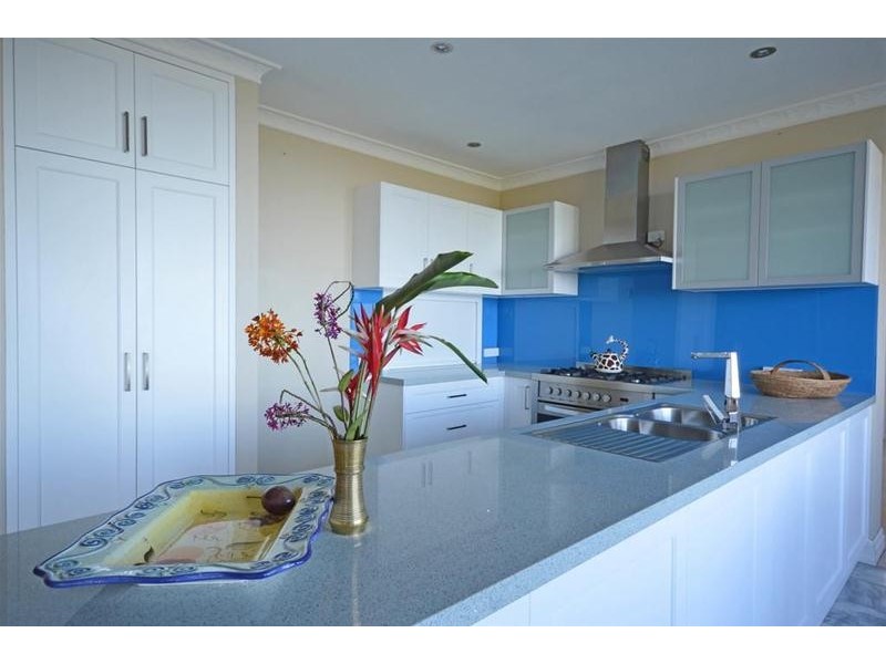 26 Paradise Drive, Tamborine Mountain QLD 4272