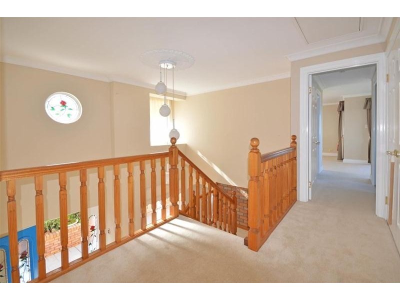 26 Paradise Drive, Tamborine Mountain QLD 4272