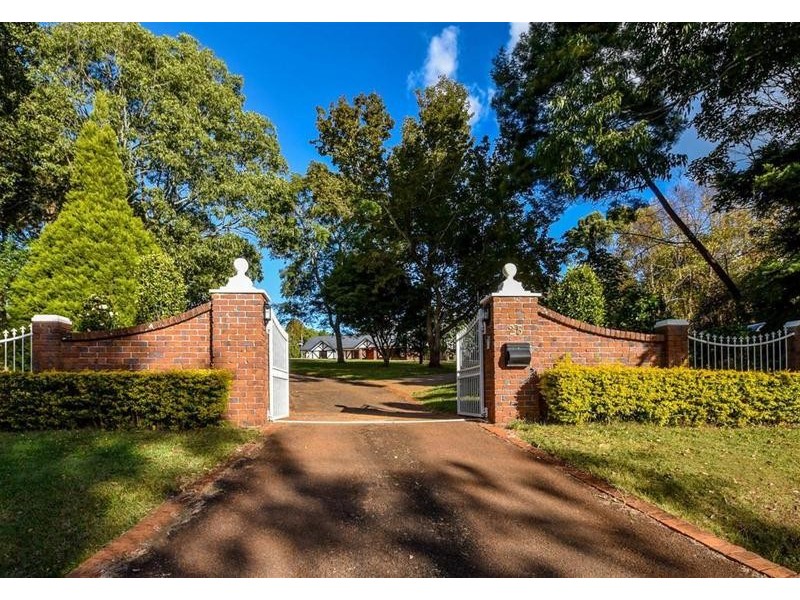 25 Bateke Road, Tamborine Mountain QLD 4272