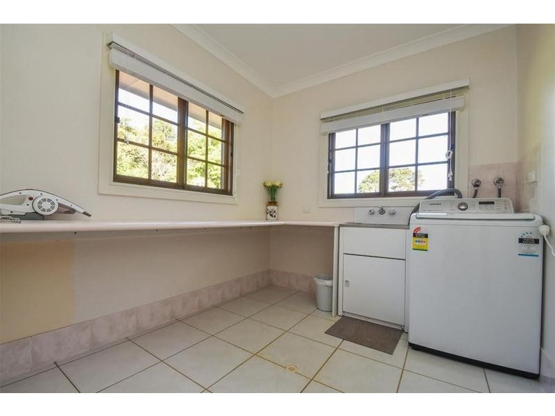 25 Bateke Road, Tamborine Mountain QLD 4272