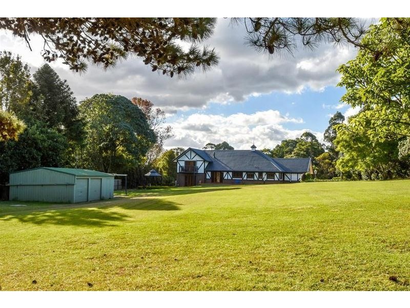 25 Bateke Road, Tamborine Mountain QLD 4272