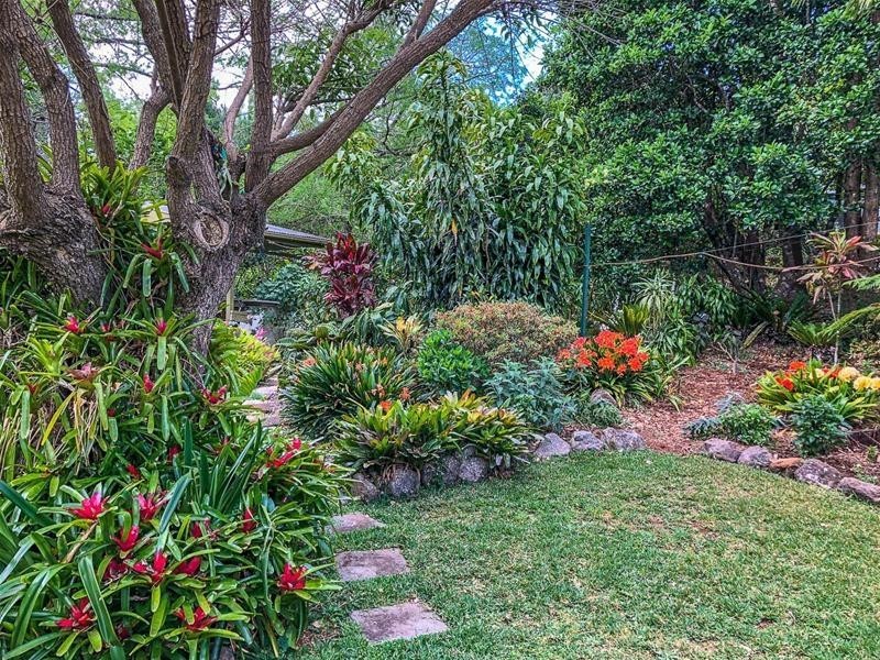 10 Winema Drive, Tamborine Mountain QLD 4272