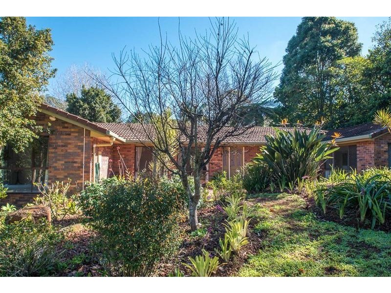 10 Winema Drive, Tamborine Mountain QLD 4272