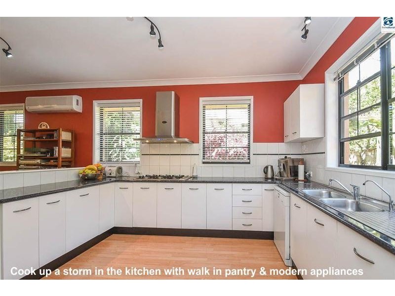 5-7 Platt Place, Tamborine Mountain QLD 4272