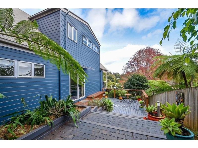 12 Meron Court, Tamborine Mountain QLD 4272