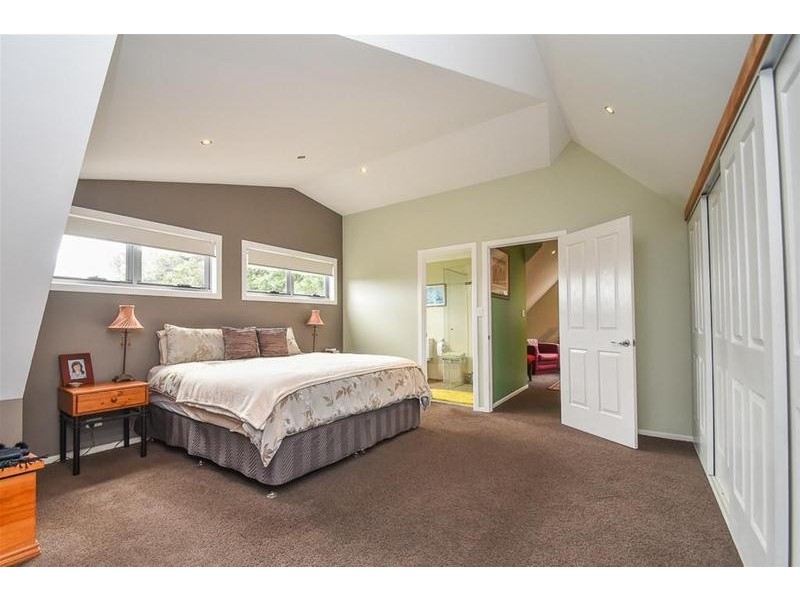 12 Meron Court, Tamborine Mountain QLD 4272