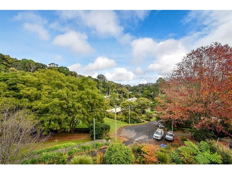 12 Meron Court, Tamborine Mountain QLD 4272