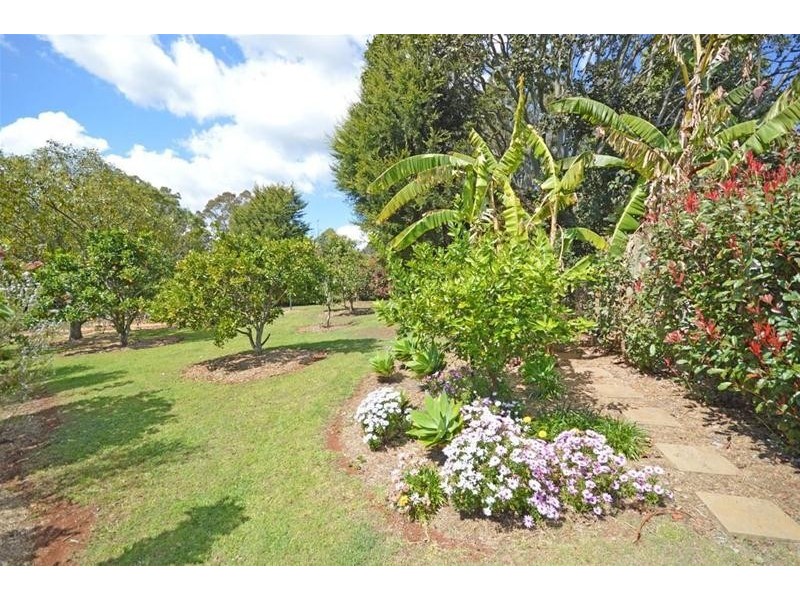 29 Chalmette Drive, North Tamborine QLD 4272