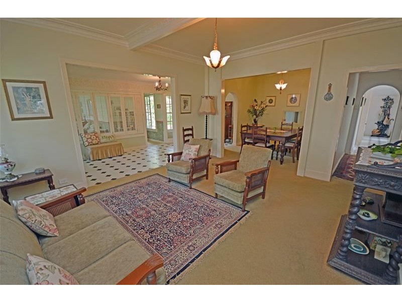 1 Cliff Way, Eagle Heights QLD 4271