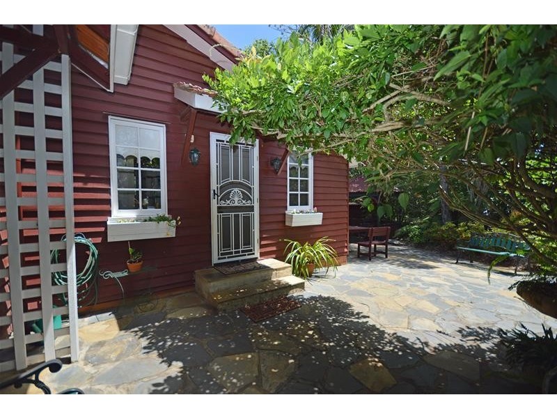 1 Cliff Way, Eagle Heights QLD 4271