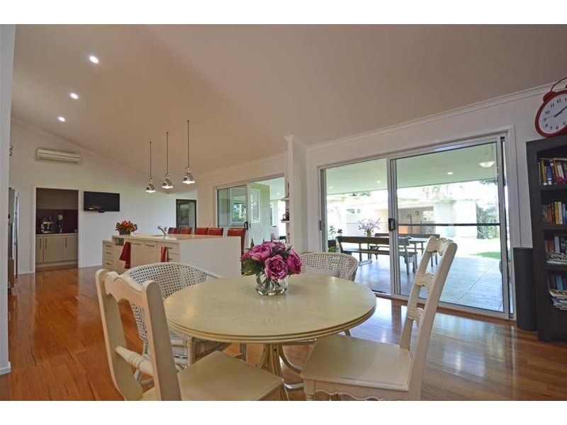 85 Bateke Road, Tamborine Mountain QLD 4272