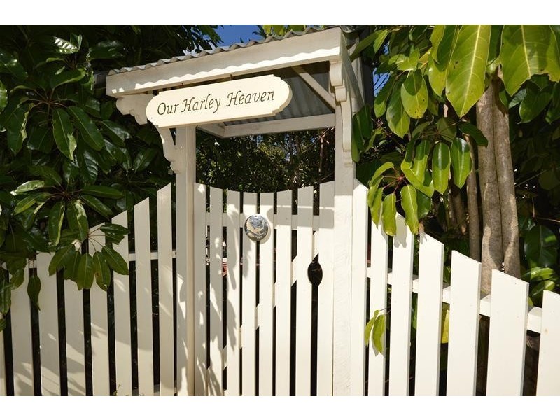 6 TOLIMA Drive, Tamborine Mountain QLD 4272