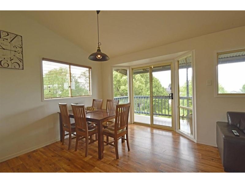 70 Pacific Parade, Tamborine Mountain QLD 4272