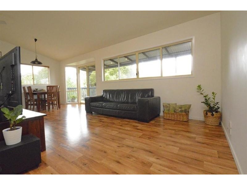 70 Pacific Parade, Tamborine Mountain QLD 4272