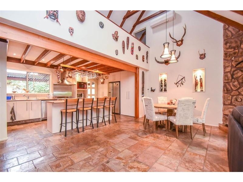 13-15 Borneo Court, Tamborine Mountain QLD 4272