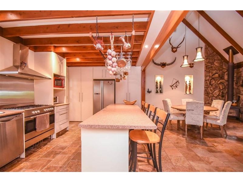 13-15 Borneo Court, Tamborine Mountain QLD 4272