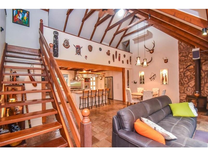 13-15 Borneo Court, Tamborine Mountain QLD 4272