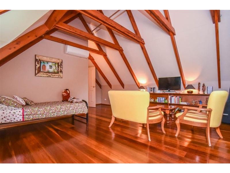 13-15 Borneo Court, Tamborine Mountain QLD 4272