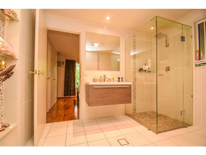 13-15 Borneo Court, Tamborine Mountain QLD 4272